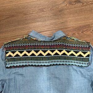 Girls copper key grand me I’m shirt